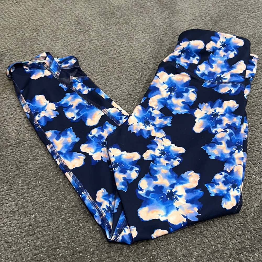 Old Navy Active Floral Leggings